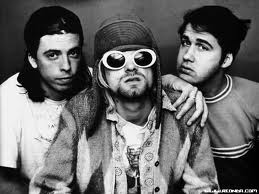 Una cómica foto del grupo de Seattle, Nirvana, encabezado por Kurt Cobain.